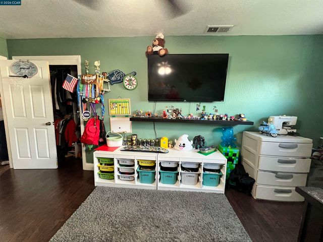 251 Rose Ann Ave., Pittsburg, CA 94565