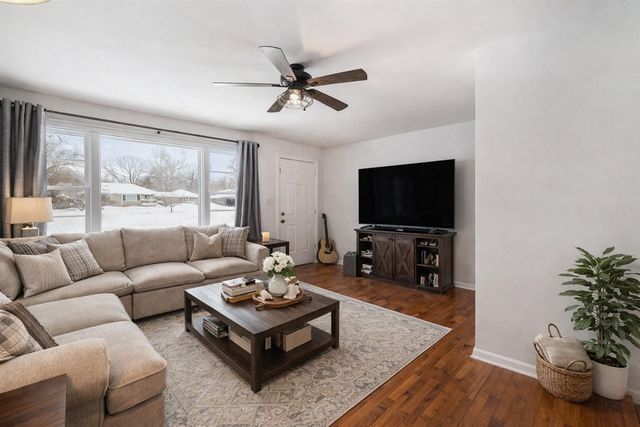 940 Bob Avenue, Muskegon, MI 49445