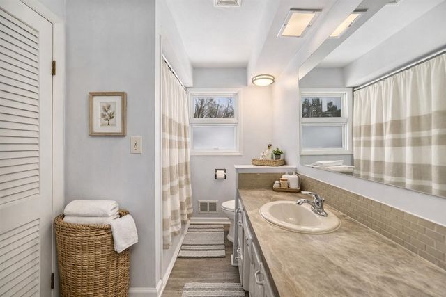 940 Bob Avenue, Muskegon, MI 49445