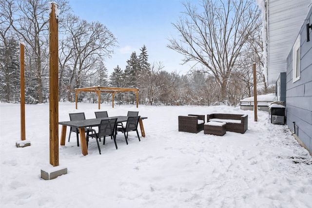 940 Bob Avenue, Muskegon, MI 49445