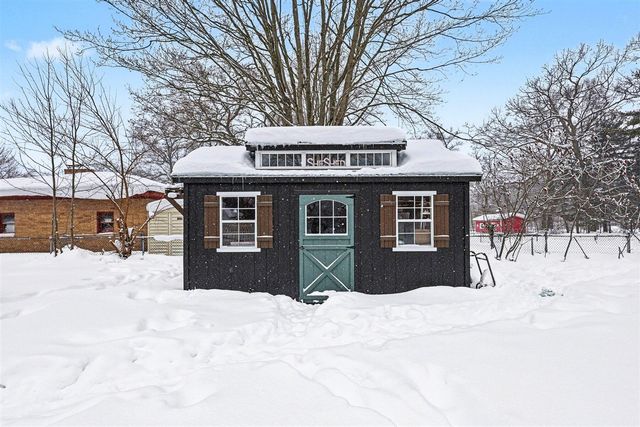 940 Bob Avenue, Muskegon, MI 49445