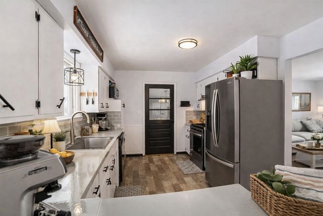 940 Bob Avenue, Muskegon, MI 49445