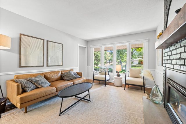 6312 Limerick Lane, Edina, MN 55439