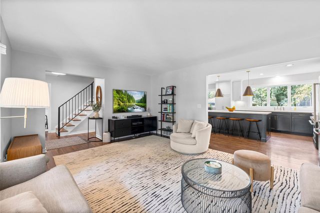 6312 Limerick Lane, Edina, MN 55439