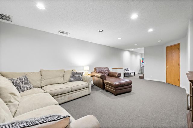 6312 Limerick Lane, Edina, MN 55439