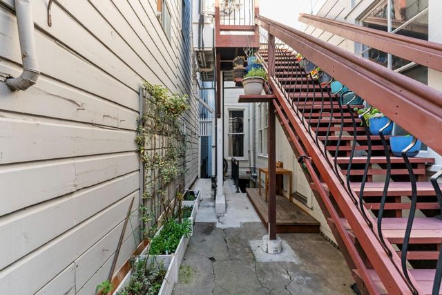 483 Oak Street, San Francisco, CA 94102
