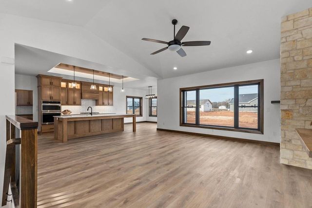 N9265 ANTON STREET, Appleton, WI 54915