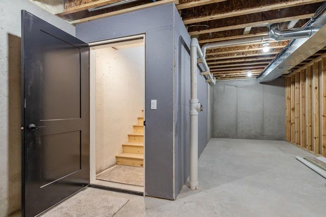 N9265 ANTON STREET, Appleton, WI 54915