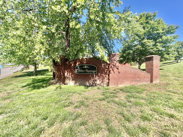 586 Pongracz Way, Clarksville, TN 37042