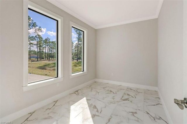 2436 14th AVE NE, Naples, FL 34120