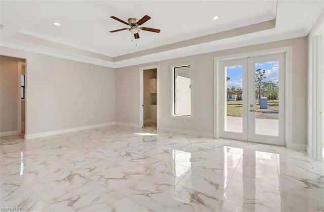 2436 14th AVE NE, Naples, FL 34120