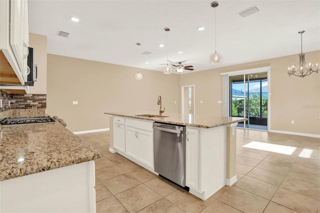 440 ALCOVE DRIVE, Groveland, FL 34736