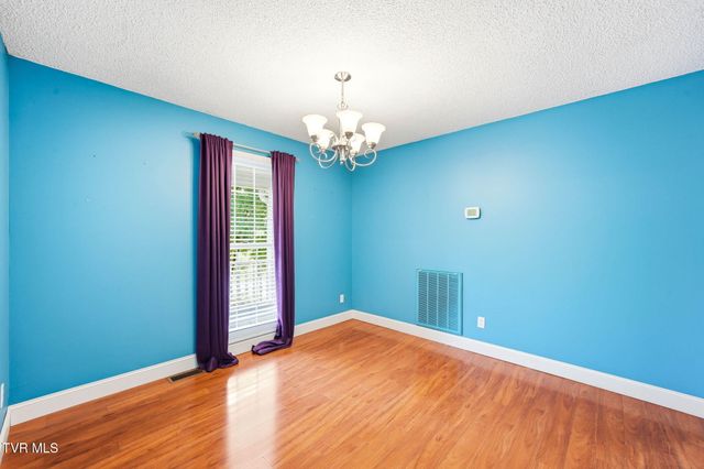 3405 Martindale Drive, Johnson City, TN 37601