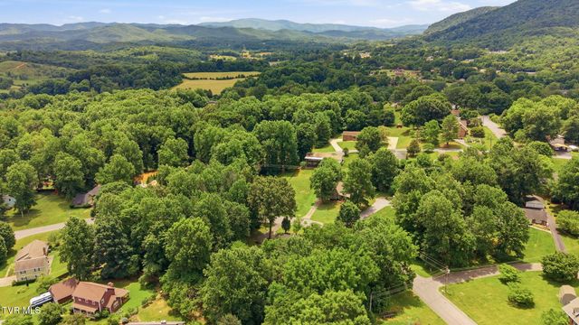 3405 Martindale Drive, Johnson City, TN 37601