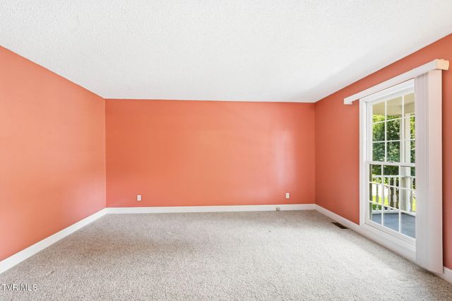 3405 Martindale Drive, Johnson City, TN 37601