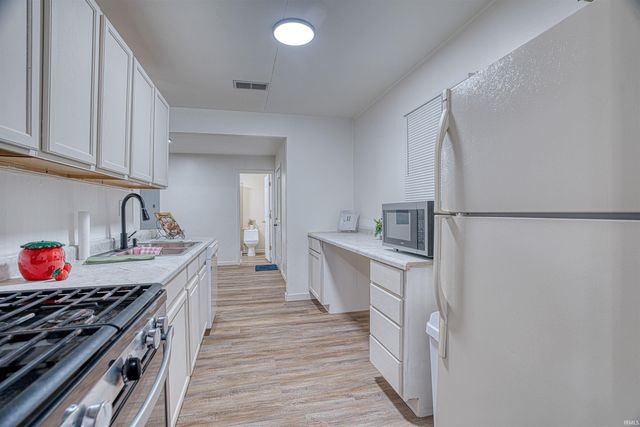 2412 Herbert Avenue, Evansville, IN 47714