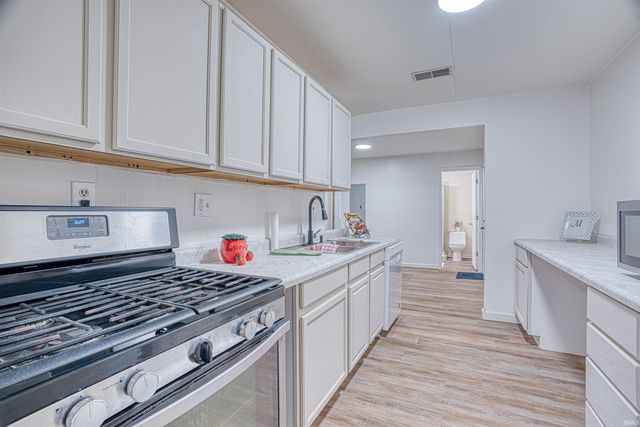 2412 Herbert Avenue, Evansville, IN 47714