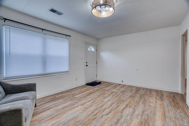 2412 Herbert Avenue, Evansville, IN 47714