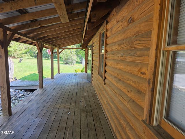 2875 E Walnut Grove Road, Sevierville, TN 37876