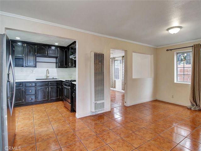 110 W Forhan Street, Long Beach, CA 90805
