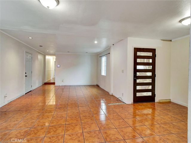 110 W Forhan Street, Long Beach, CA 90805