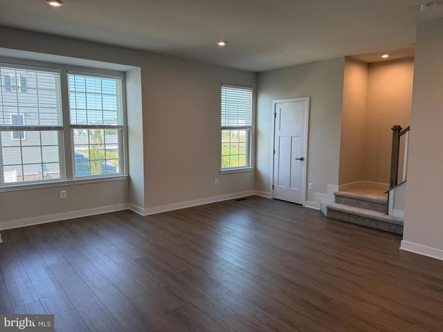 927 ERICCSON LN, Middletown, DE 19709