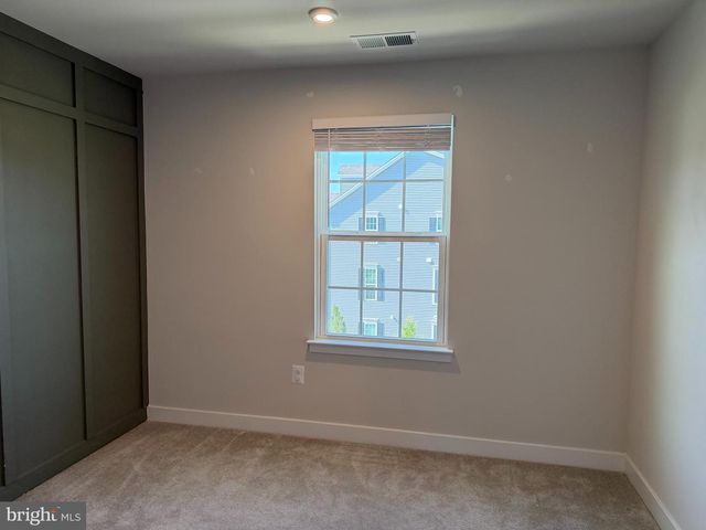 927 ERICCSON LN, Middletown, DE 19709