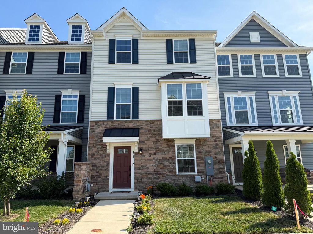 927 ERICCSON LN, Middletown, DE 19709