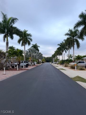 5309 Cypress Trail Resort CIR, Fort Myers, FL 33905