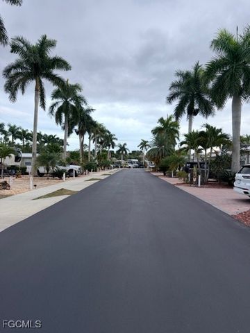 5309 Cypress Trail Resort CIR, Fort Myers, FL 33905