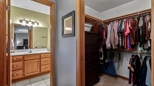209 Lamans Lane, Eau Claire, WI 54703