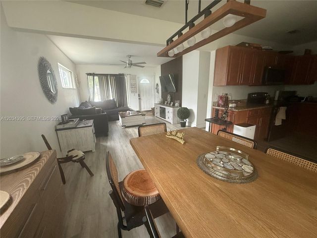 2538 Coolidge Street, Hollywood, FL 33020