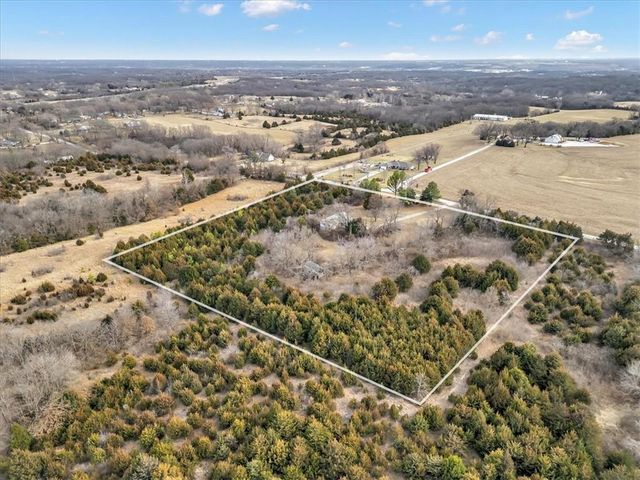 10350 Riverview Avenue, Kansas City, KS 66111