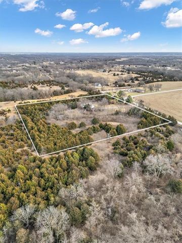 10350 Riverview Avenue, Kansas City, KS 66111