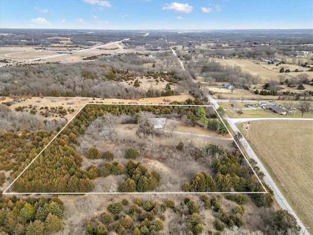 10350 Riverview Avenue, Kansas City, KS 66111