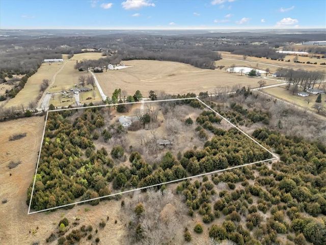 10350 Riverview Avenue, Kansas City, KS 66111