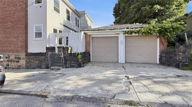167 Voss Avenue, Yonkers, NY 10703