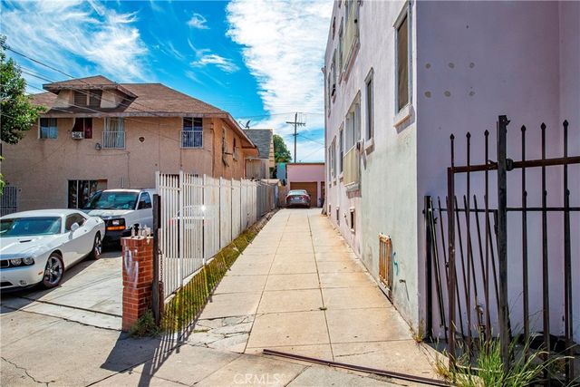 1409 Courtland Avenue, Los Angeles, CA 90006