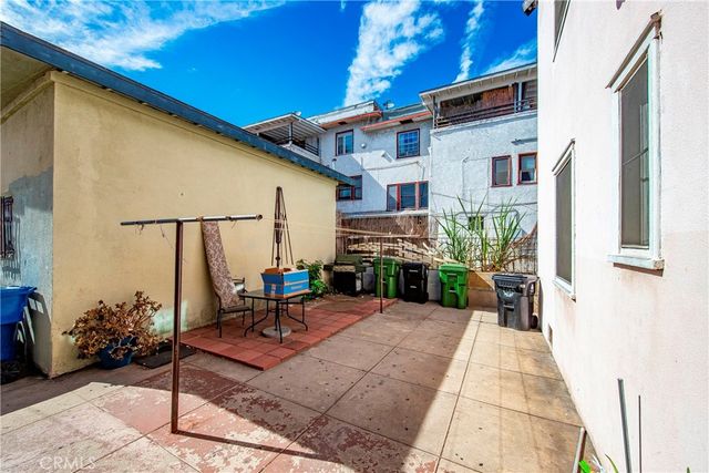 1409 Courtland Avenue, Los Angeles, CA 90006