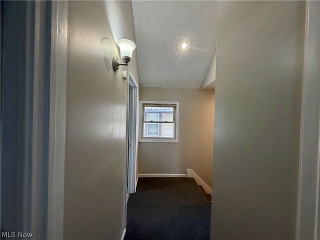 1721 SW Hammond Avenue, Canton, OH 44706