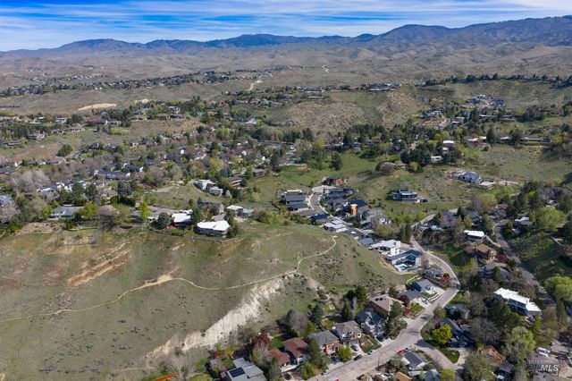 340 N Panorama Pl, Boise, ID 83702