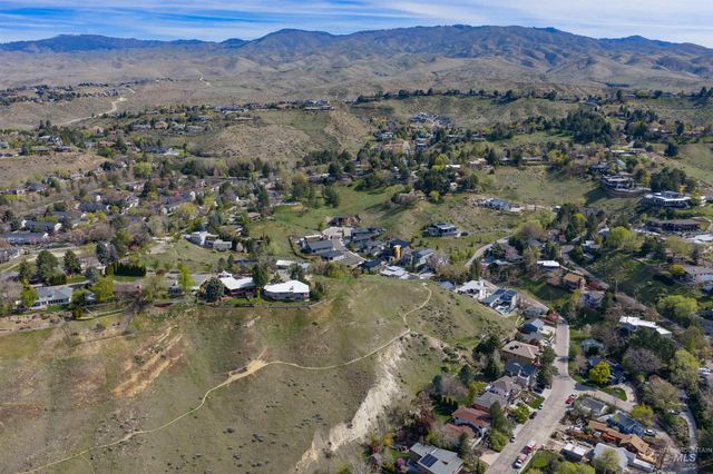 340 N Panorama Pl, Boise, ID 83702