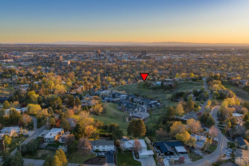 340 N Panorama Pl, Boise, ID 83702 photo 4