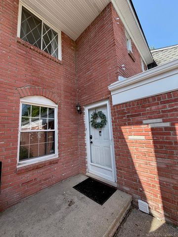 119 Manor Way, Rochester Hills, MI 48309