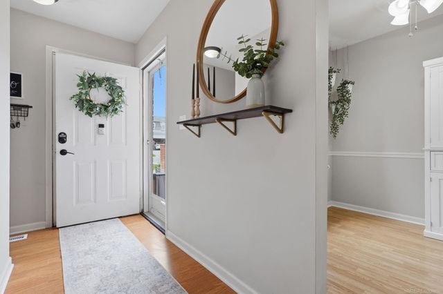 119 Manor Way, Rochester Hills, MI 48309