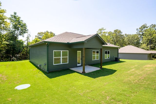 6 Hill Street, Phenix City, AL 36869