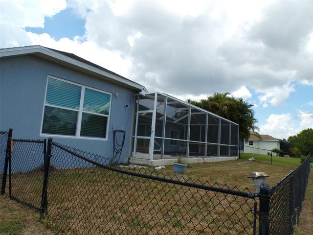 1077 ROTONDA CIRCLE, Rotonda West, FL 33947