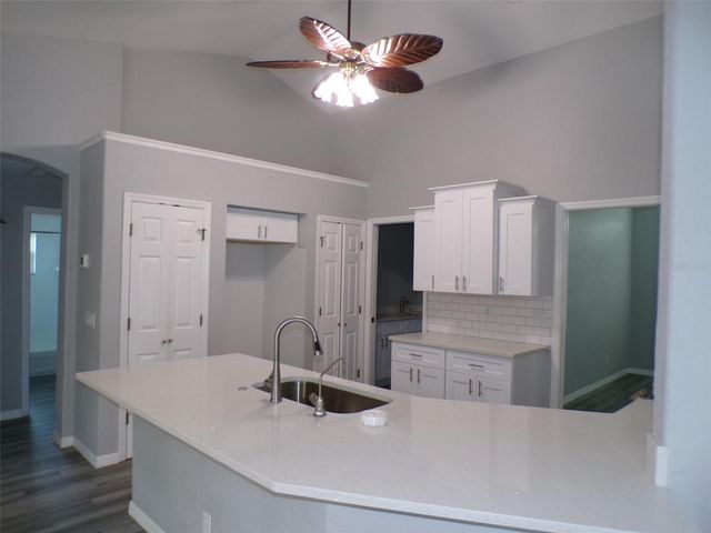1077 ROTONDA CIRCLE, Rotonda West, FL 33947