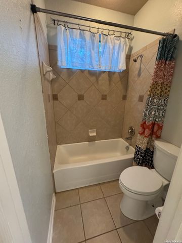 102 Royal Troon, Cibolo, TX 78108