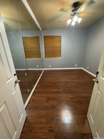 102 Royal Troon, Cibolo, TX 78108
